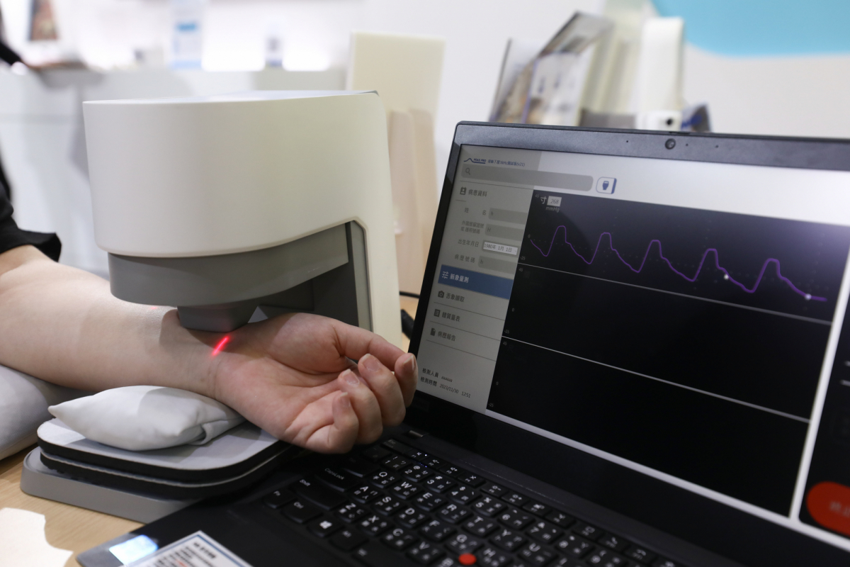 ���_�ſ��}��z�yϵ�y(t��ng)͸�^��X���ʿ�������ϵ�y(t��ng)��߀ԭ���t(y��)����ָ���}�^�̵��e���������ַ������}������D���ɔ�(sh��)��(j��)�����F(xi��n)�ǻ��t(y��)�����ʴ_��