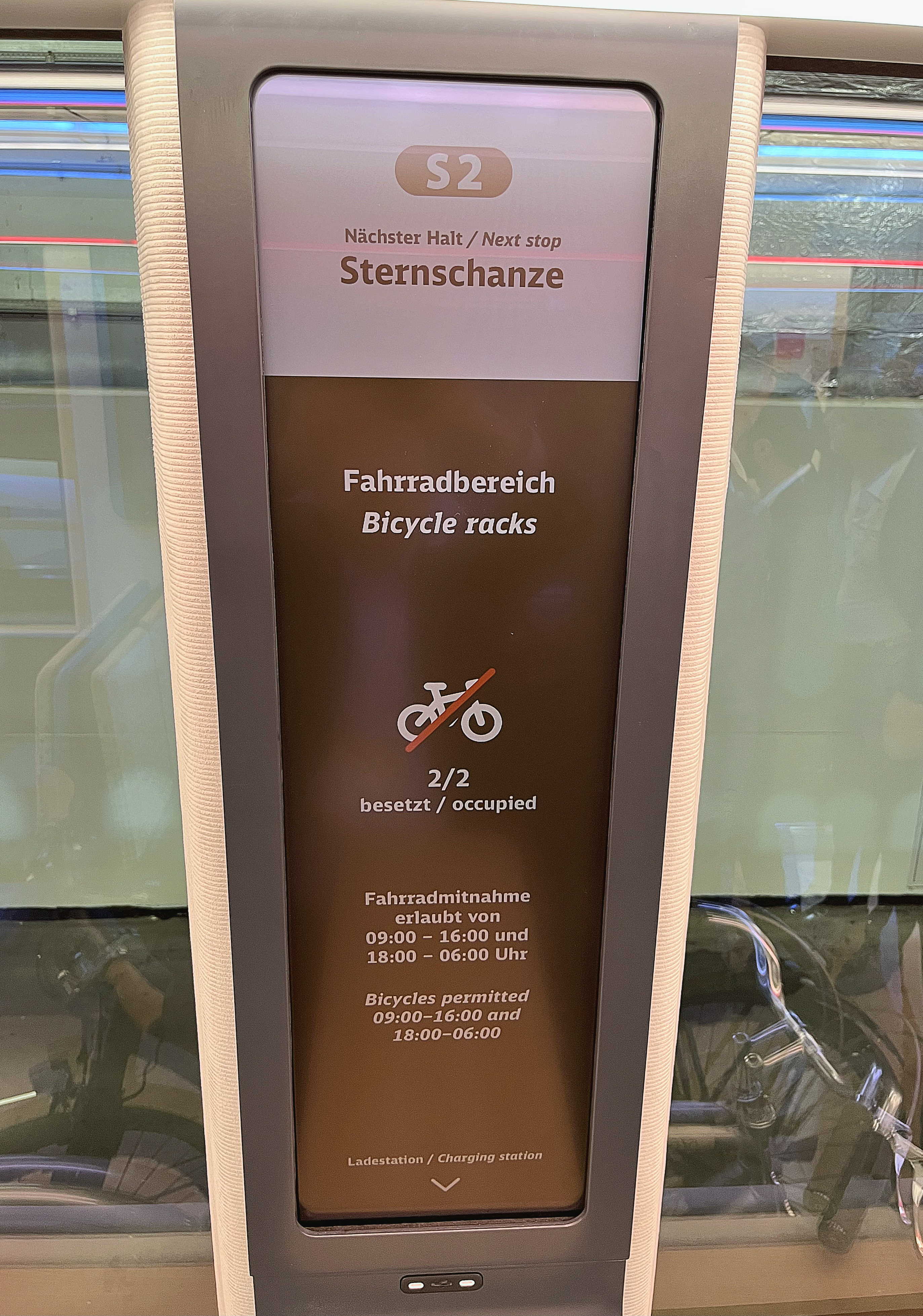 �_(d��)��HiRaso�@ʾ���g(sh��)����đ�̴�Һ����(d��)�ص��p��(w��n)�B(t��i)���Լ�����h(hu��n)���⾀(xi��n)�ķ�ʽ���l(f��)�]�����Դ�\(y��n)��Ч�ʣ���H�ڸ��Q�@ʾ��(hu��)��r(sh��)������������ڳ��m(x��)�oֹ�Į�(hu��)���@ʾ�τt�����늣��c���y(t��ng)Һ���@ʾ���g(sh��)��ȴ����(ji��)ʡ90%�ܺ�